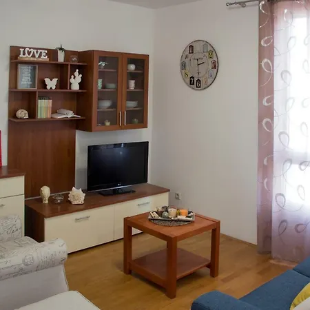 Helena Apartamento *