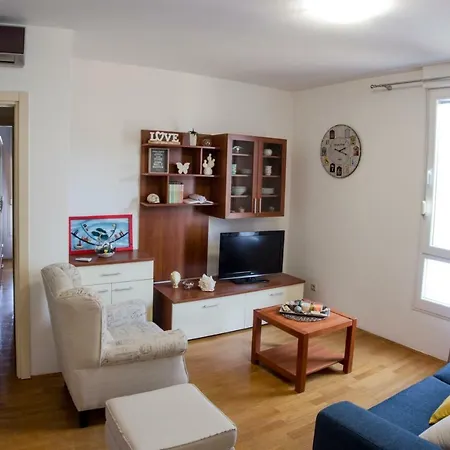 Helena Apartamento